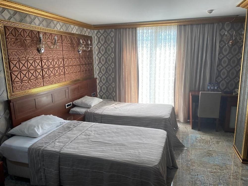 Grand Merin Airport Hotel Istanbul Exterior photo